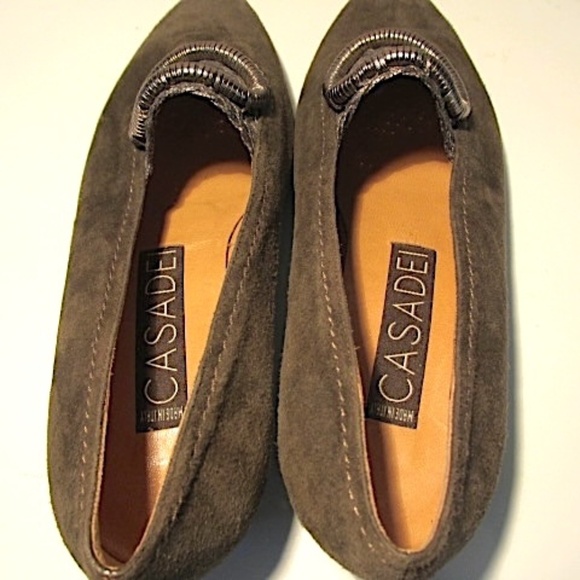 NWOT CasaDei Vintage Embellished Loafers, Size 6 - Picture 6 of 9